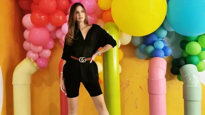 FOTO: Gaya OOTD Nia Ramadhani, Memesona Bak ABG