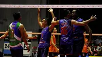 Tim putra Batam Sindo BVN menundukkan Jakarta BNI Taplus pada laga kedua seri IV Proliga 2017, di GOR Tri Dharma, Gresik, Sabtu (4/3/2017). 