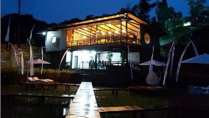 Kopi Tubing di Bogor. (dok. Instagram @kopitubing/https://www.instagram.com/p/CI5cwiiHdSv/Dinny Mutiah)