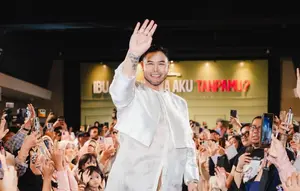 Ivan Gunawan Pindahkan Setengah Butik ke Set Film Ibu, Bagaimana Aku Tanpamu?'