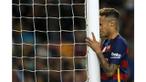 Kekalahan Barcelona melawan Valencia di Camp Nou, Minggu (17/4/2016) tampaknya membuat Neymar frustrasi. Usai laga, ia memancing keributan dengan 3 pemain Valencia.