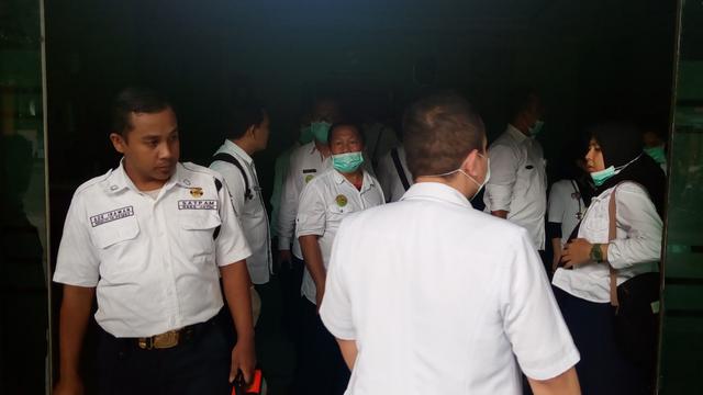 Gardu Listrik Terbakar, Layanan pasien di RSSA Malang Andalkan Baterai