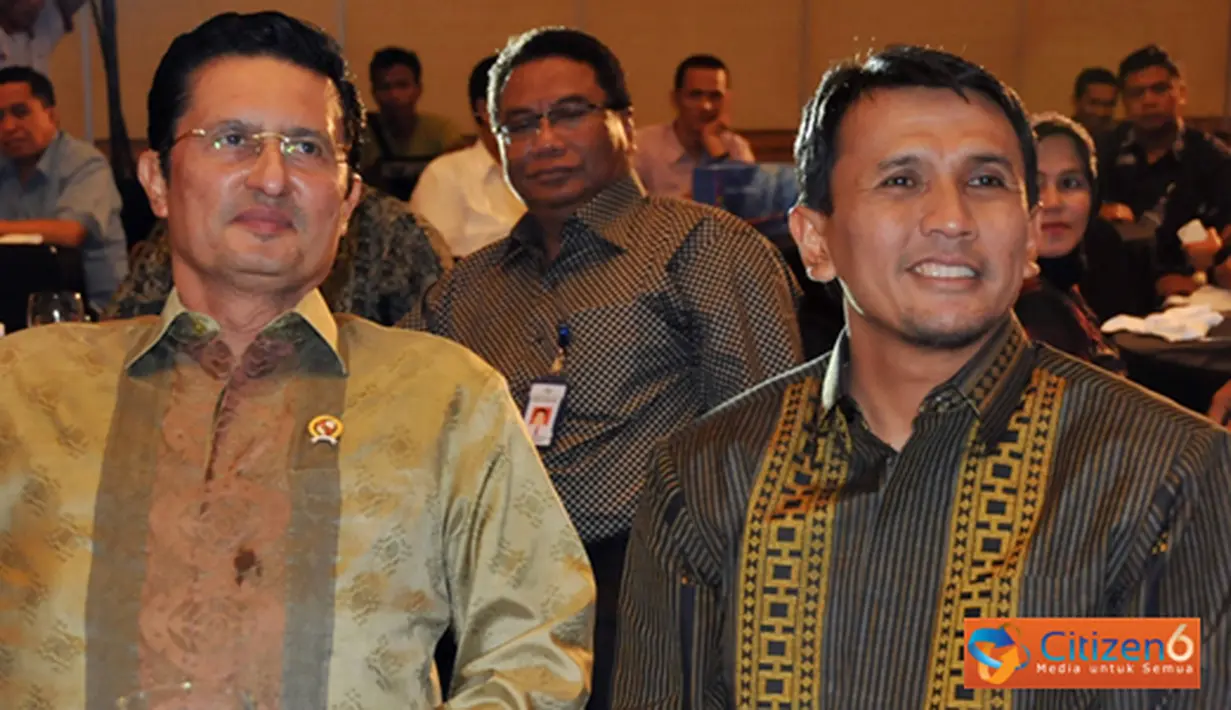 Citizen6, Medan: Menteri Kelautan dan Perikanan Fadel Muhammad bersama Gubernur Sumut Gatot Pujo Nugroho menghadiri HUT Smart FM. (Pengirim: Efrimal Bahri)