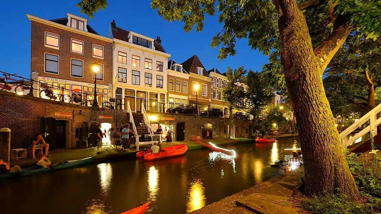 [Bintang] Belanda