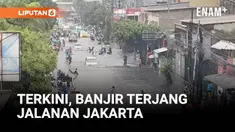 Lalu lintas di Pademangan yang mengarah ke Gunung Sahari, Jakarta Pusat lumpuh. Kondisi jalanan terpantau Senin  pagi sekitar pukul 10.30 WIB.