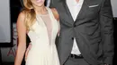 Melansir People (8/11), Milley sudah membuka suara dan membenarkan kabar pertunangannya dengan Liam. Dengan tingkah laku yang ditunjukan Miley dan Liam selama ini memang sangat terlihat sangat serius. (AFP/Bintang.com)