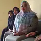 Di Aceh, Kepala Dinas bakal dicopot jika layani tamu perempuan menggunakan celana panjang. (Liputan6.com/Rino Abonita)