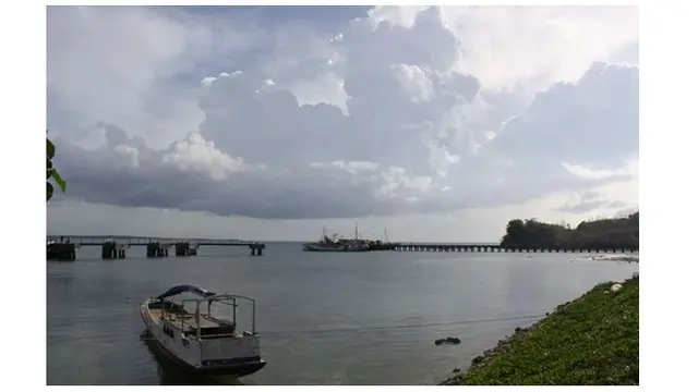 Pantai Batu Guluk