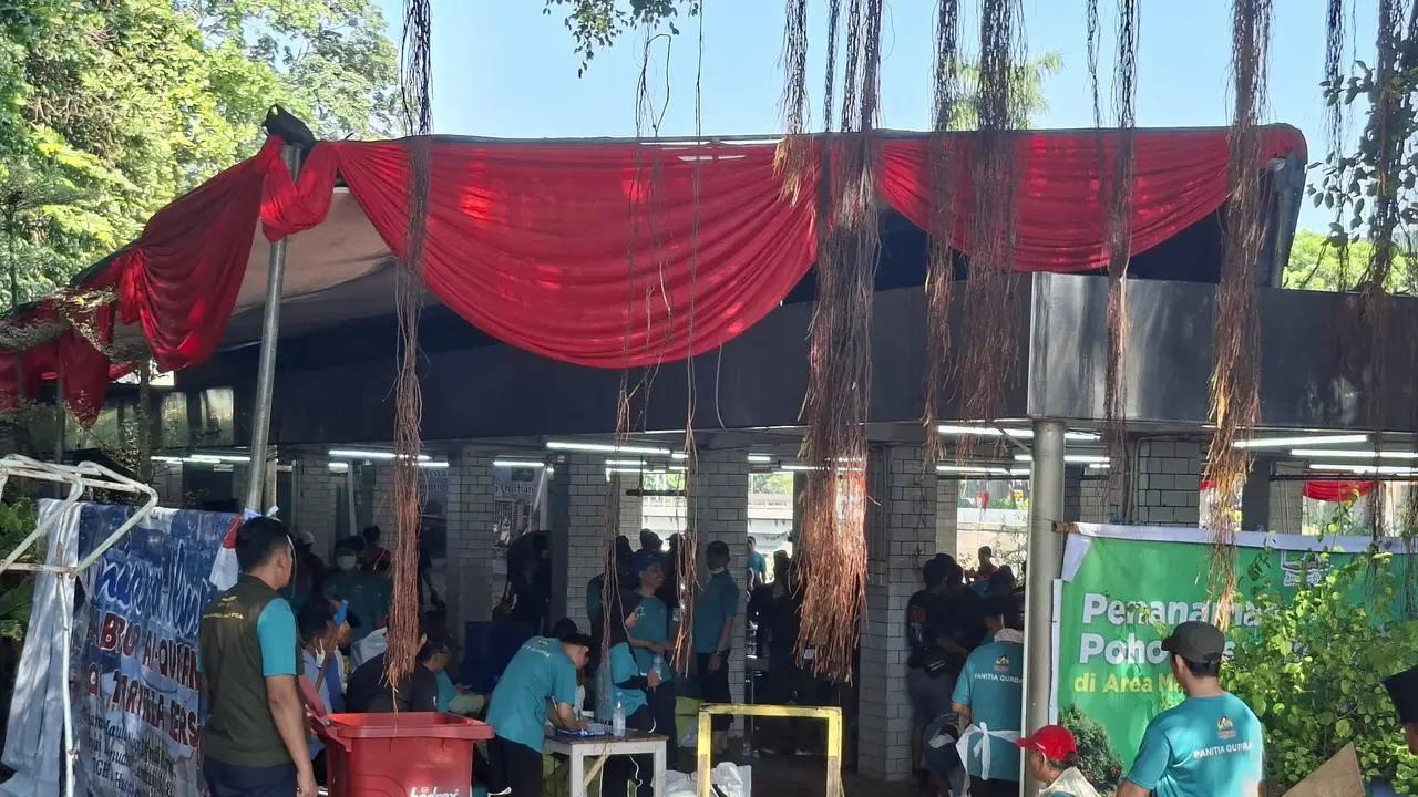 Masjid Istiqlal Potong 79 Hewan Kurban, Distribusi Daging Dimulai Siang Ini