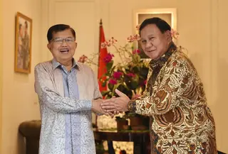 Ketua Umum Partai Gerindra Prabowo Subianto bertemu dengan Wakil Presiden ke-10 dan ke-12 RI Jusuf Kalla (JK) pada Selasa (2/5) sore (Istimewa)