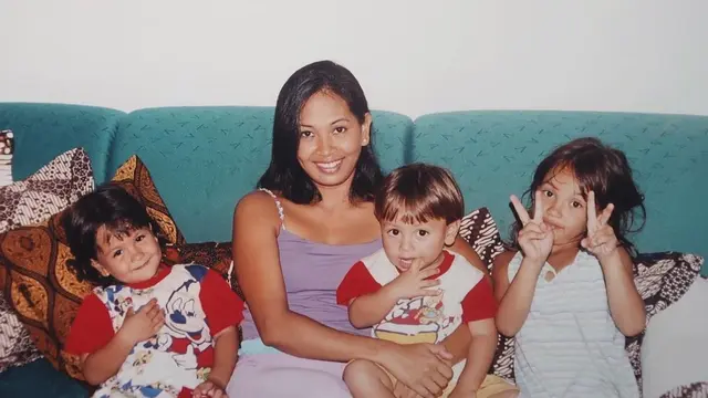 6 Potret Lawas Masa Kecil Alyssa Daguise, Kompak dengan Kakak dan Adiknya
