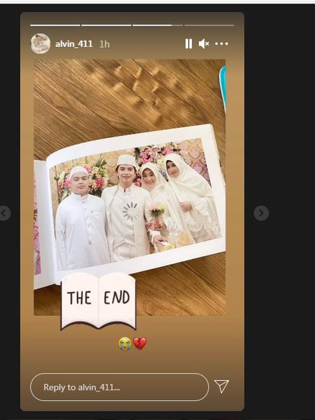 Alvin Faiz putra sulung mendiang Ustaz Arivin Ilham dikabarkan telah bercerai dengan Larissa Chou