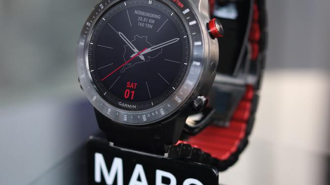 5 Pilihan Jam Tangan Mewah Multifungsi untuk Menunjang