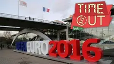 Wakil Presiden Komite Eksekutif UEFA, Giancarlo Abete, mengungkapkan, sejumlah pertandingan Piala Eropa 2016 bisa dilangsungkan tanpa penonton dan suporter. Hal ini berkaitan dengan teror yang melanda beberapa negara Eropa.