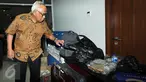 Plt Ketua KPK, Taufiqurahman Ruki saat mendatangi gedung baru Tipikor, Jakarta, Senin (16/11/2015) Kedatangan Ruki untuk mengetahui kesiapan serta kekurangan dari ruangan Para Jaksa KPK. (Liputan6.com/Helmi Afandi)