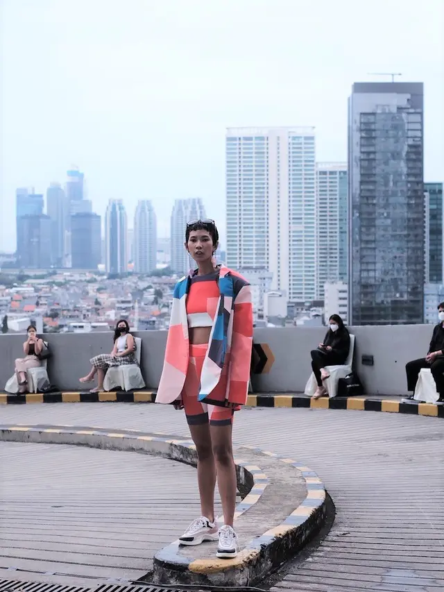 Kolaborasi Danjyo Hiyoji X Bunga Yuridespita, Tampilkan Koleksi Sporty Casual di Celebrationine