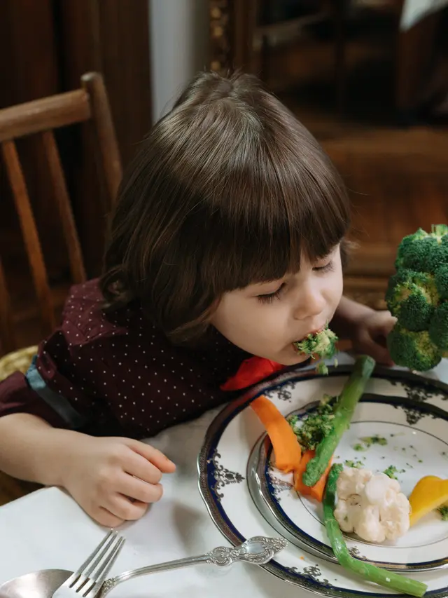 Tips Menjaga dan Meningkatkan Kadar Zat Besi pada Bayi dan Anak-anak