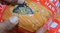 Pengedar Narkoba Ditangkap di Stasiun Tanah Abang saat Ambil Ganja 3,6 Kg dari Ekspedisi