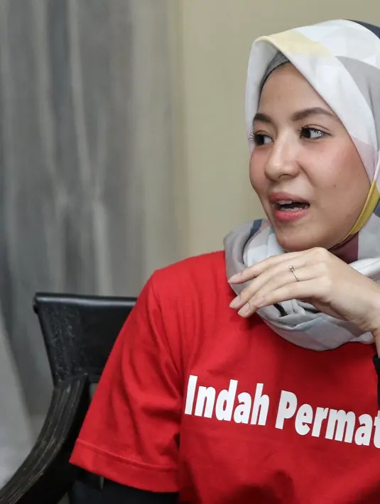 Bersama sang suami, ia berencana untuk melakukan program kehamilan di bulan Desember nanti. Di samping itu banyak yang mengatakan, dua anak sudah cukup untuk Desta dan Natasha Rizky. (Adrian Putra/Bintang.com)