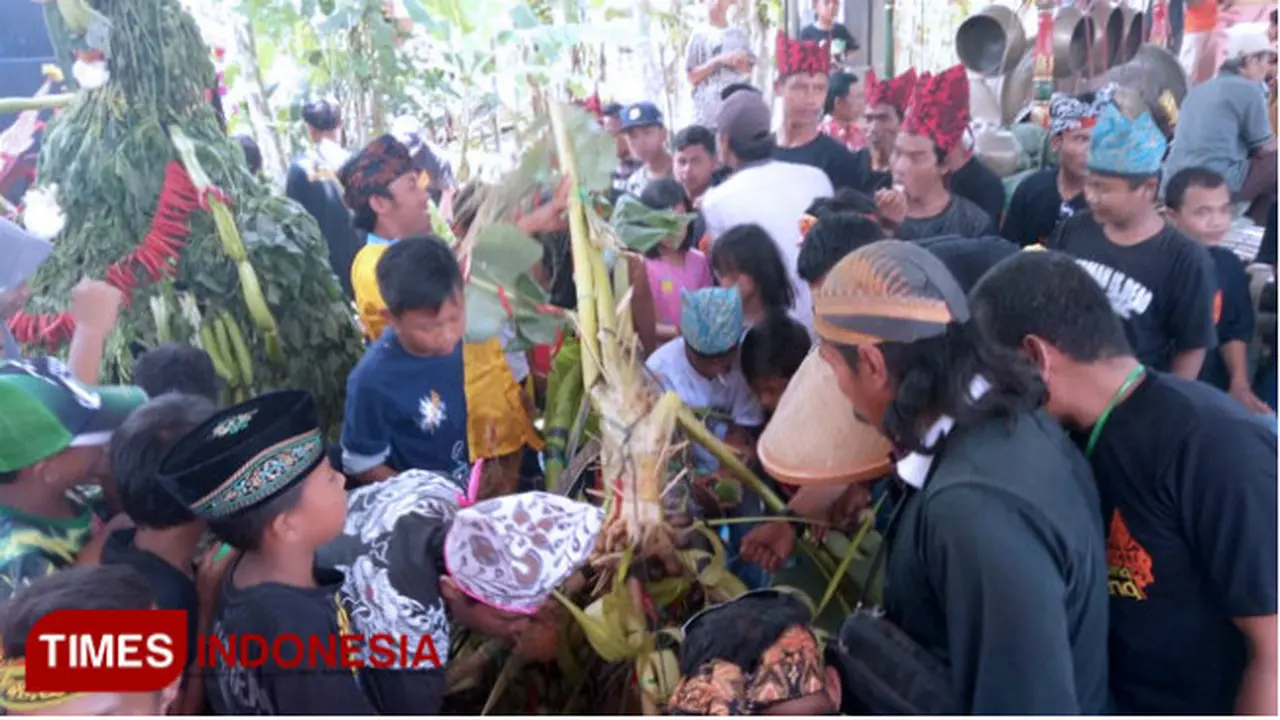 Tumpeng Agung, Jaga Kearifan Lokal di Era Millennial