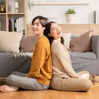 Ilustrasi pasangan bahagia/copyrightshutterstock/220 Selfmade studio