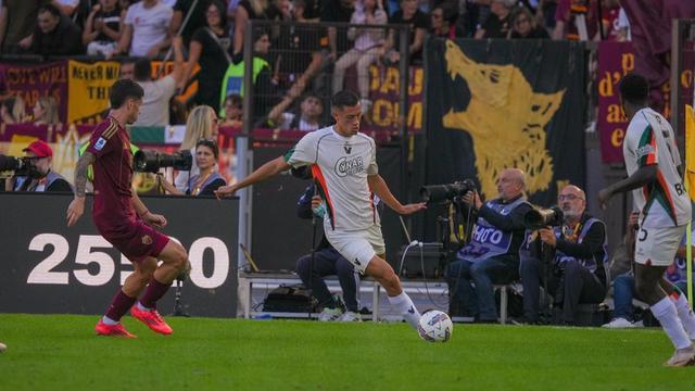 Jay Idzes - Venezia di Serie A 2024/2025