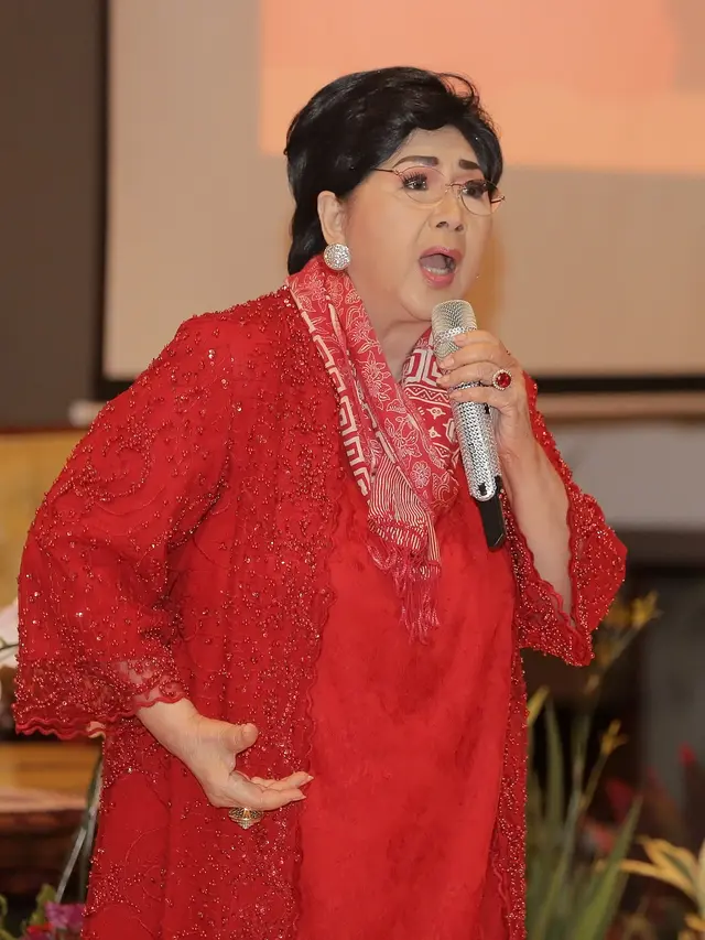 [Fimela] Titiek Puspa