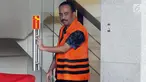 Wali Kota Blitar nonaktif Muhammad Samanhudi Anwar usai pemeriksaan di Gedung KPK, Kamis (26/7). Samanhudi diperiksa sebagai tersangka untuk melengkapi berkas kasus suap ijon proyek pembangunan sekolah lanjutan pertama di Blitar  (Merdeka.com/Dwi Narwoko)
