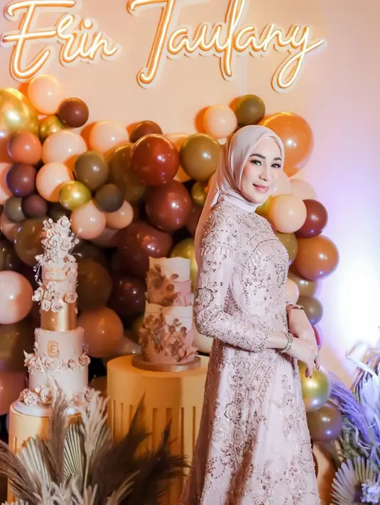 (Instagram/erintaulany)