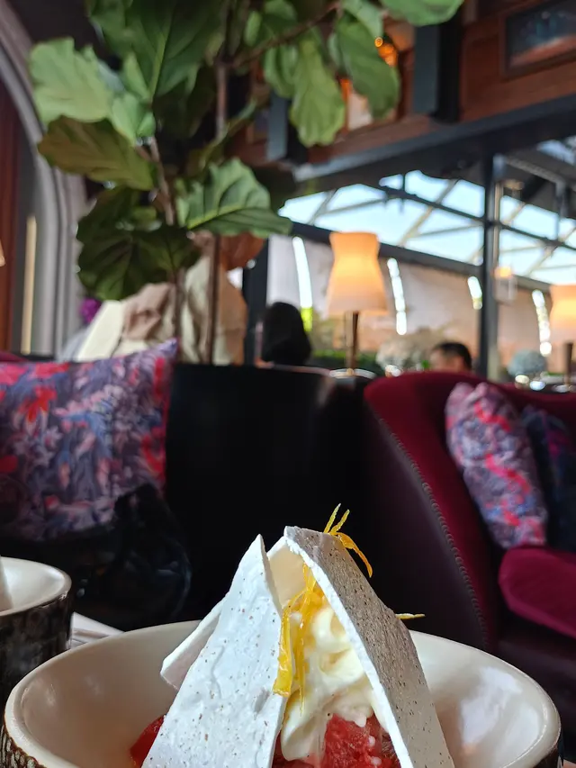 Kolaborasi Menggemaskan dari Chef Kembar Asal Inggris, Hadirkan Menu Inggris-Eropa yang Gugah Selera