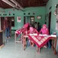 Petugas KPPS di TPS 6 Sampangan Wirokerten, Banguntapan, Bantul (Fathi Mahmud/Liputan6.com)