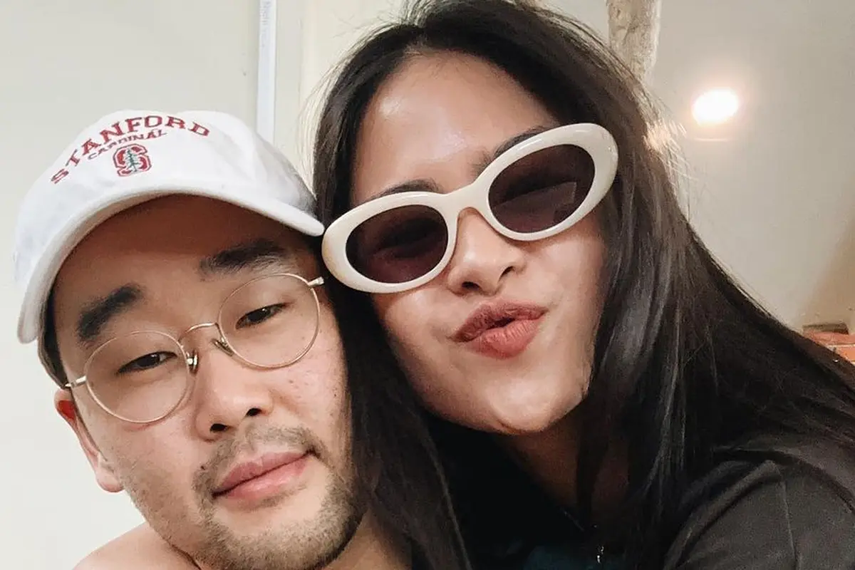 Maudy Ayunda dan suami (Instagram/maudyayunda)