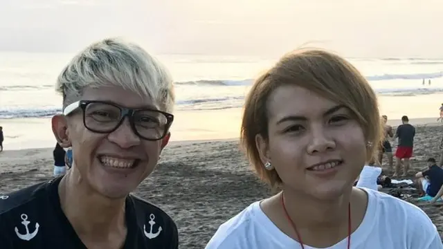 Potret Aming dan evelyn (Sumber: matamata.com)