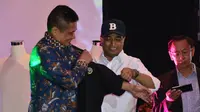 Lelang untuk Gempa Palu, Jaket dan Kemeja Menhub Laku Rp 550 Juta