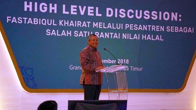 Gubernur Bank Indonesia Perry Warjiyo dalam acara Indonesia Sharia Economic Festival (ISEF) di Grand City, Surabaya, Selasa (11/12/2018).