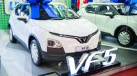 VinFast VF 5 tampil menggoda di gelaran Jakarta Fair Kemayoran 2025. (ist)