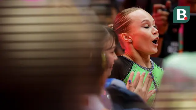 Foto: Angelina Melnikova Menangkan Final Sengit Kategori All-Around Kejuaraan Dunia Gimnastik 2025