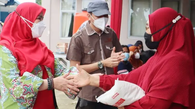 Wali Kota Bandar Lampung Eva Dwiana