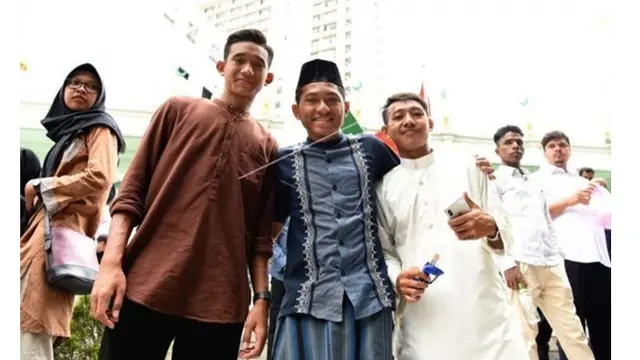 5 Gaya Rizky Ridho di Luar Lapangan, Bek Muda Persebaya Surabaya