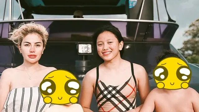 7 Potret Kebersamaan Nikita Mirzani dan Lolly, Bangga dengan Prestasi Anak