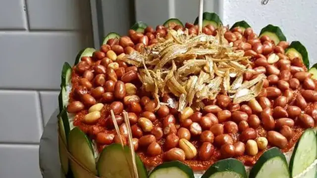 Kreatif, 6 Potret Kue Ulang Tahun Ini Terbuat dari Nasi