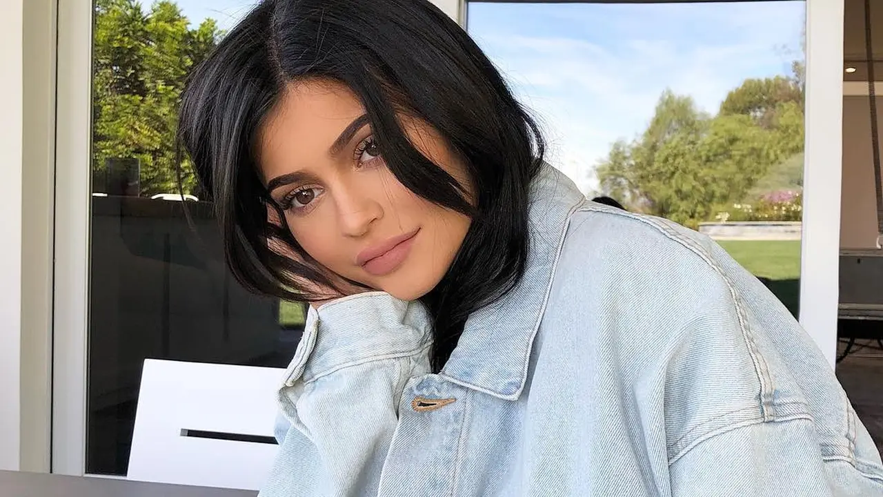 [Bintang] Kylie Jenner