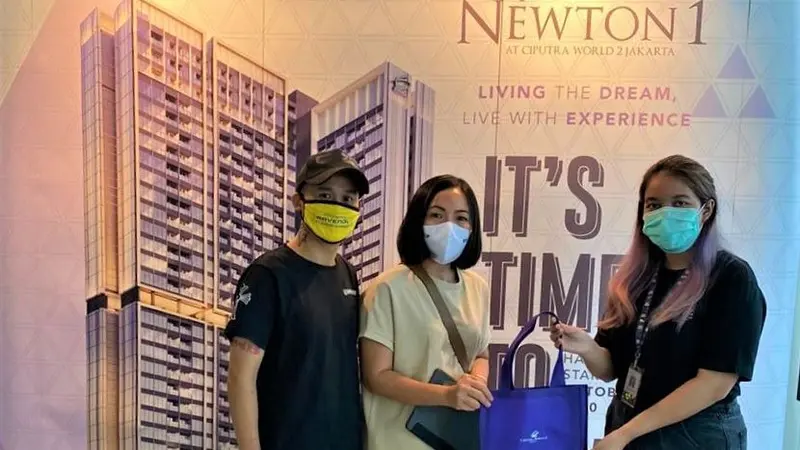 Ciputra Group selama Oktober mulai hand over atau menserahterimakan unit apartemen The Newton 1, yang merupakan salah satu tower dari pengembangan kawasan Ciputra World 2 Jakarta.