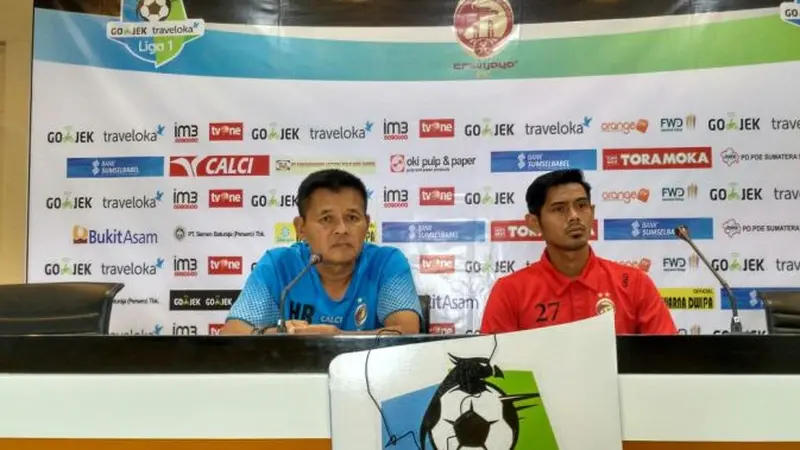 Pelatih Sriwijaya FC Hartono Ruslan.