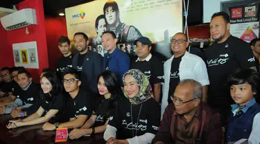 Suasana konferensi pers film Di Balik 98 besutan sutradara Lukman Sardi di Djakarta Theater XXI, Rabu (7/1/2015). (Liputan6.com/Faisal R Syam)