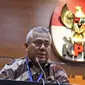 Ketua KPU, Arief Budiman memberi keterangan terkait OTT terhadap Komisioner KPU Wahyu Setiawan di Gedung KPK, Jakarta, Kamis (9/1/2020). KPK menetapkan Wahyu Setiawan sebagai tersangka suap terkait penetapan pergantian antar waktu anggota DPR 2019-2024. (Liputan6.com/Herman Zakharia)