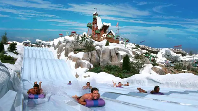 Enam Water Park Ini Paling Banyak Dikunjungi di Dunia