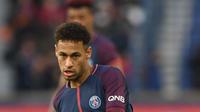 Namun usaha yang harus dicapai Madrid sepertinya sia-sia. Dana yang dikeluarkan Madrid membawa bintang Brazil tersebut dipastikan harus melampaui dana yang dikeluarkan PSG untuk Barcelona musim lalu. (AFP/Christophe Archambault)