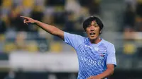 Legenda sepak bola Jepang, Shunsuke Nakamura. (Bola.com/J League)