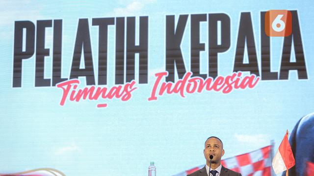 Foto: Patrick Kluivert Resmi Dikenalkan PSSI Jadi Pelatih Baru Timnas Indonesia